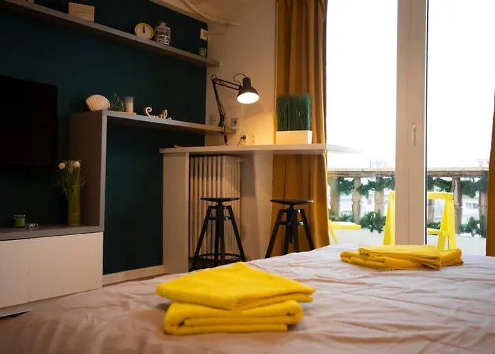 Victoria Avenue Apartman *