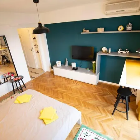 Victoria Avenue * Βουκουρέστι