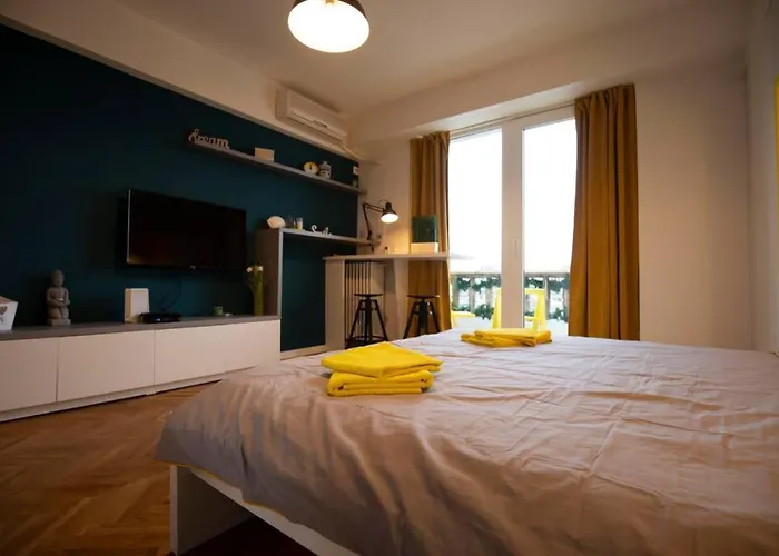 Victoria Avenue * Bukurešť